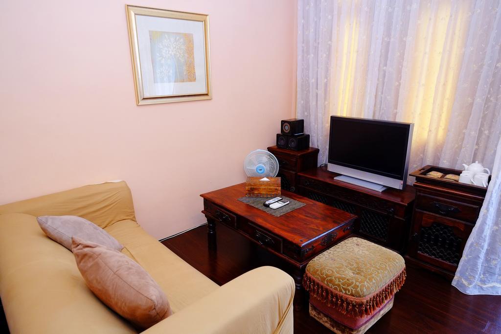 Moon House B&B Хуалянь Екстер'єр фото